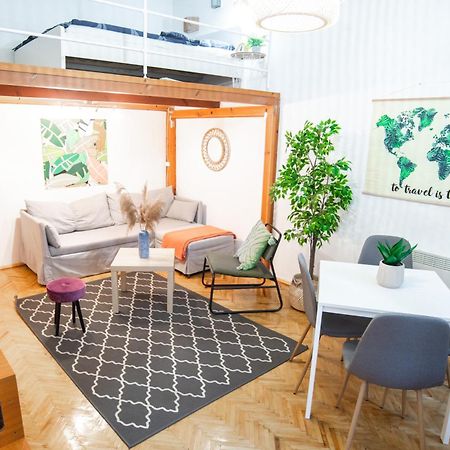 Lovely Apartment In Erzsebetvaros A57 Budapest Exterior foto